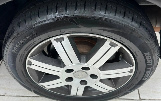 imagem-https://www.socarrao.com.br/sc-vehicle-images-prod/3130324/1786557550904-NGJlYjQ5MjYtOGVjYy00ODZiLTlhY2EtYjE3YzRkNWNhZTEzLmpwZw.jpg