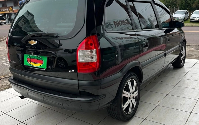 imagem-https://www.socarrao.com.br/sc-vehicle-images-prod/3130324/1786557551256-YTQ4ZWUyODktNGRkZi00Y2VmLWI3NDQtN2FmZWJlODE5OTU1LmpwZw.jpg
