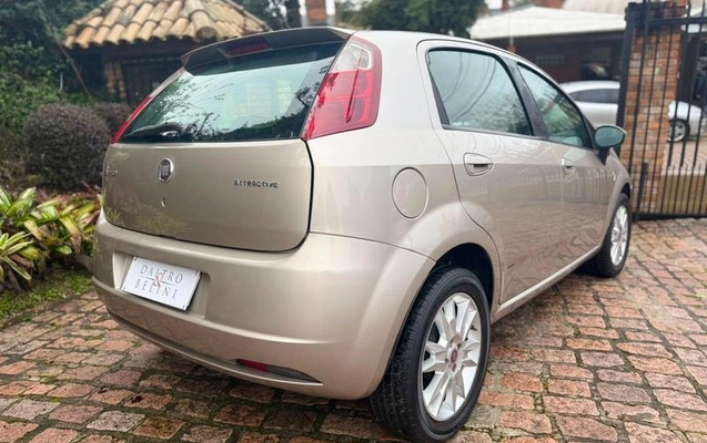imagem-https://www.socarrao.com.br/sc-vehicle-images-prod/3130344/1788455825079-8250109_2_B_e28de96f78.jpeg