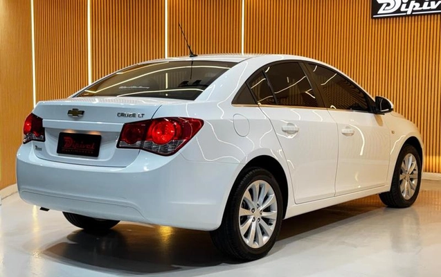 imagem-https://www.socarrao.com.br/sc-vehicle-images-prod/3130354/1786736213426-8293066_7_B_b7449e84de.jpeg