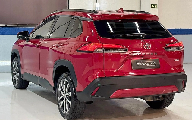 imagem-https://www.socarrao.com.br/sc-vehicle-images-prod/3130414/1786391058695-VE9ZT1RBIENPUk9MTEEgQ1JPU1MgWFJFIC0gMjAyNCAtIFZFUk1FTEhPIC0gU0VWN0ExOSAoNCkuanBn.jpg