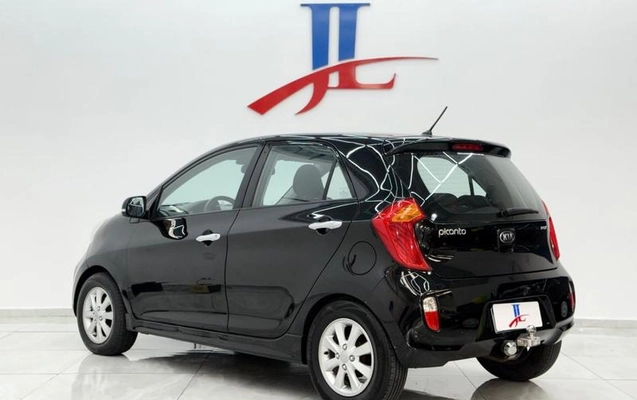 imagem-https://www.socarrao.com.br/sc-vehicle-images-prod/3130589/1787845767497-8198986_3_B_811ea803de.jpeg