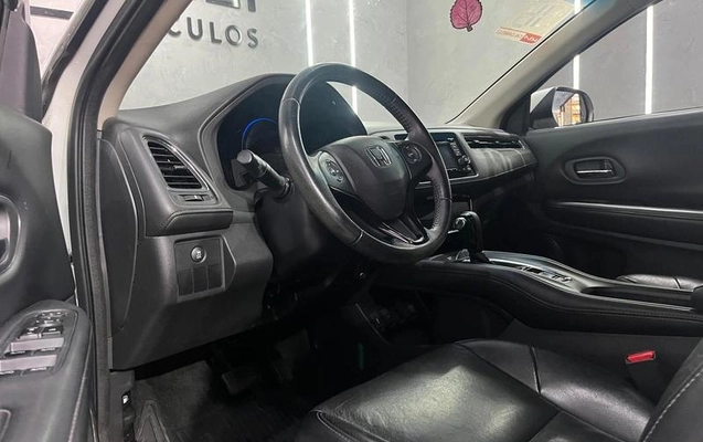 imagem-https://www.socarrao.com.br/sc-vehicle-images-prod/3130779/1788467436520-8365575_7_B_82aab12783.jpeg