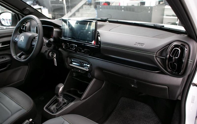 imagem-https://www.socarrao.com.br/sc-vehicle-images-prod/3130811/1787404421469-8366156_17_B_3056a736db.jpeg