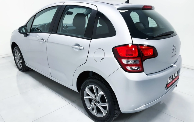 imagem-https://www.socarrao.com.br/sc-vehicle-images-prod/3130858/1786392129041-04b8162250b34ef7bf41e4ce3d73739f_1786392098621.jpg