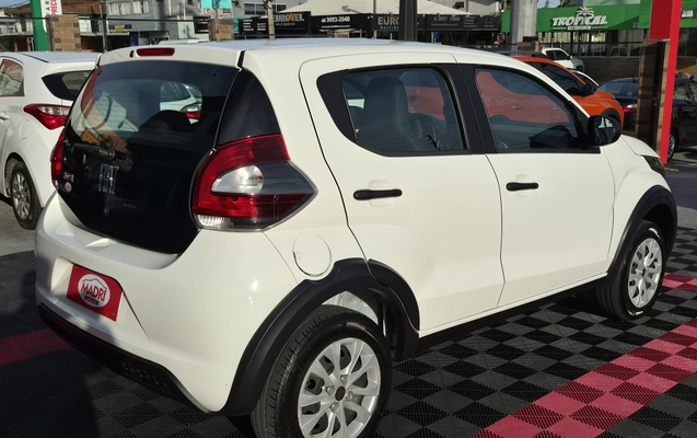 imagem-https://www.socarrao.com.br/sc-vehicle-images-prod/3131151/1786393075958-003_8a22d659df41d32473def4bd50194ce7.jpg