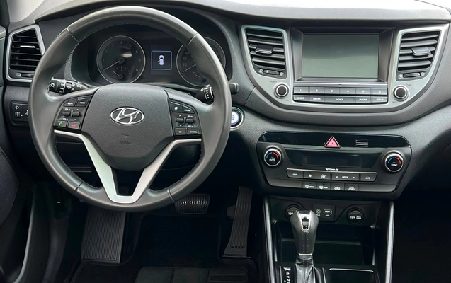 imagem-https://www.socarrao.com.br/sc-vehicle-images-prod/3131297/1786393532094-f8deac17c3df487382be4a7cf57930de_1786393132857.jpg