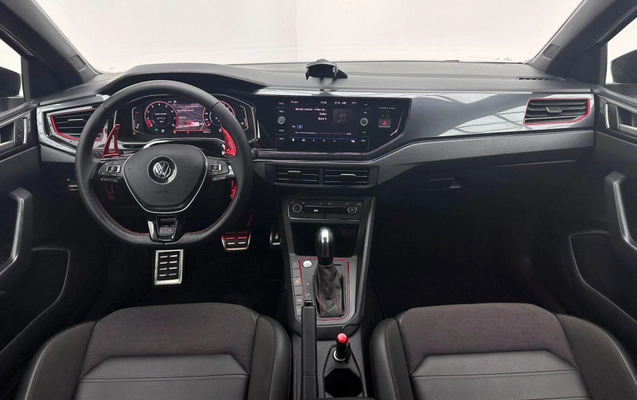 imagem-https://www.socarrao.com.br/sc-vehicle-images-prod/3131317/1786393635441-51c4e4b938434b93b4eb4c38809de3df_1786389311290.jpg