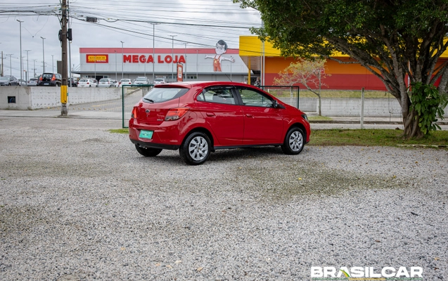 imagem-https://www.socarrao.com.br/sc-vehicle-images-prod/3131425/1786393954553-003_9a84316365169be506c3dc6b1d0df150.jpg