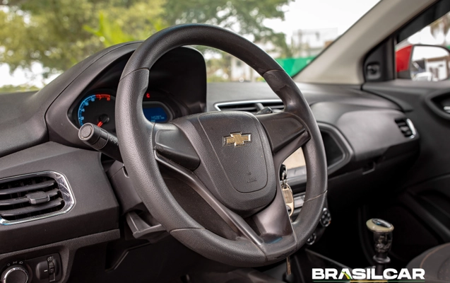 imagem-https://www.socarrao.com.br/sc-vehicle-images-prod/3131425/1786393954557-003_4859d2f0d9e5ce409468f035326071c7.jpg