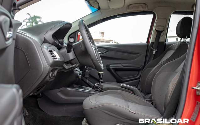 imagem-https://www.socarrao.com.br/sc-vehicle-images-prod/3131425/1786393954565-003_8b43dd0ad0fee91ba6aa955a0ef4c92b.jpg