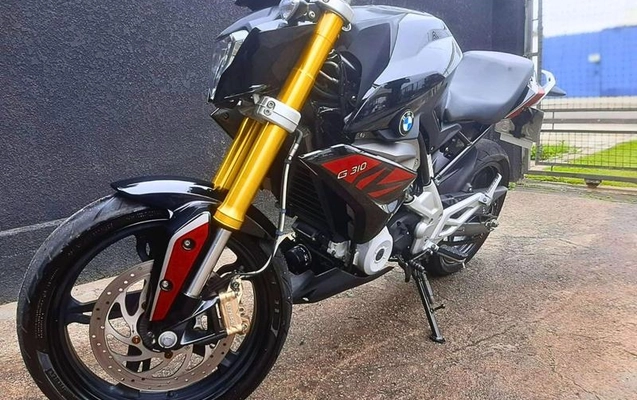 imagem-https://www.socarrao.com.br/sc-vehicle-images-prod/3131444/1788449936348-8366421_7_B_7899e94565.jpeg