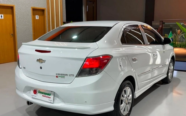 imagem-https://www.socarrao.com.br/sc-vehicle-images-prod/3131460/1789578402165-vehicle_image_1786394118_c10b5260c2cc8c57a599bf936392076b.jpeg