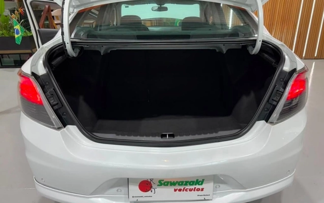 imagem-https://www.socarrao.com.br/sc-vehicle-images-prod/3131460/1789578402167-vehicle_image_1786394121_94c23497a3bddf10f3fafa3a9b8c9541.jpeg