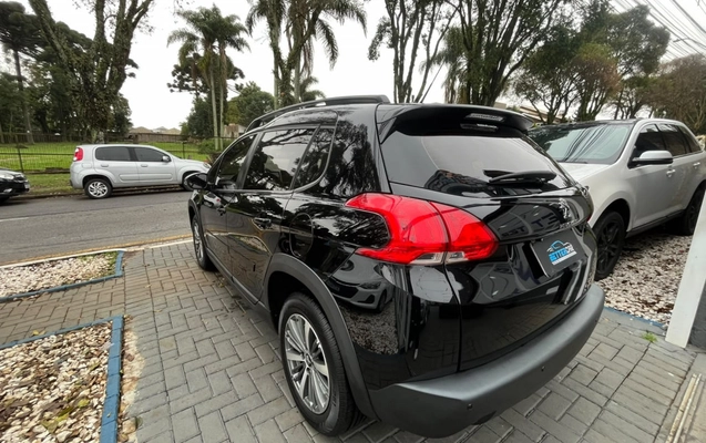 imagem-https://www.socarrao.com.br/sc-vehicle-images-prod/3131682/1786394573253-vehicle_image_1786394430_53e8fd0523f4e8765557f5ff2a3d1bf8.jpeg