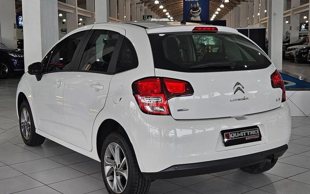 imagem-https://www.socarrao.com.br/sc-vehicle-images-prod/3131937/1786398747491-8365707_1_B_1aee5c4982.jpeg