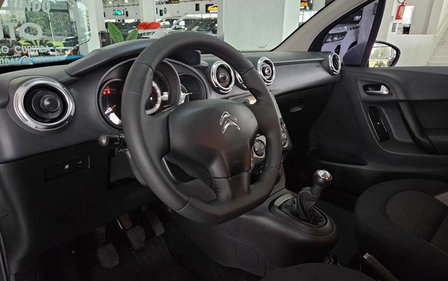 imagem-https://www.socarrao.com.br/sc-vehicle-images-prod/3131937/1786398747500-8365707_7_B_e9b3e5846a.jpeg