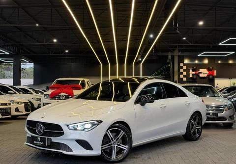 Mercedes-Benz CLA-250 2.0 16V TB Aut. 2022 Branco — foto 1 de 3