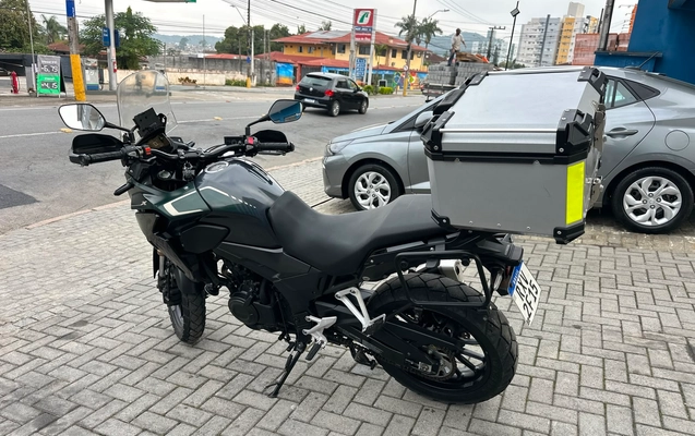 imagem-https://www.socarrao.com.br/sc-vehicle-images-prod/3132148/1786396317231-532b0236-bb81-40b4-bd0b-1abfa5cb7369.jpeg