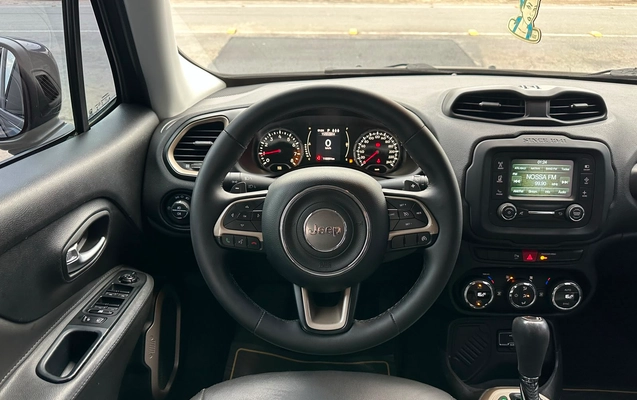 imagem-https://www.socarrao.com.br/sc-vehicle-images-prod/3132153/1786396336873-391d00cb-50fd-4358-b5ee-3020bfc1d593.jpeg