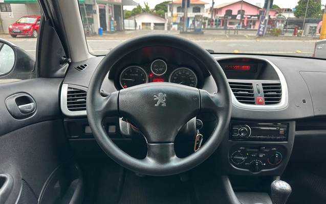 imagem-https://www.socarrao.com.br/sc-vehicle-images-prod/3132162/1786396423543-5ff8060b-4400-4899-a03e-96e104a008af.jpeg