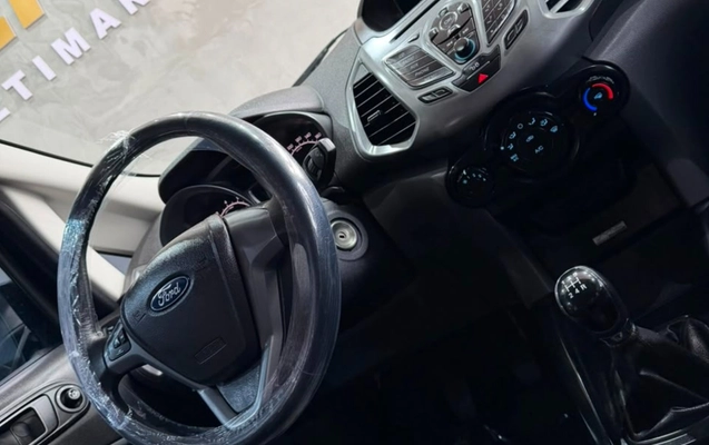 imagem-https://www.socarrao.com.br/sc-vehicle-images-prod/3132327/1786396802839-V2hhdHNBcHAgSW1hZ2UgMjAyNi0wOC0xMCBhdCAxNy40OC41MCAoMSkuanBlZw.jpeg