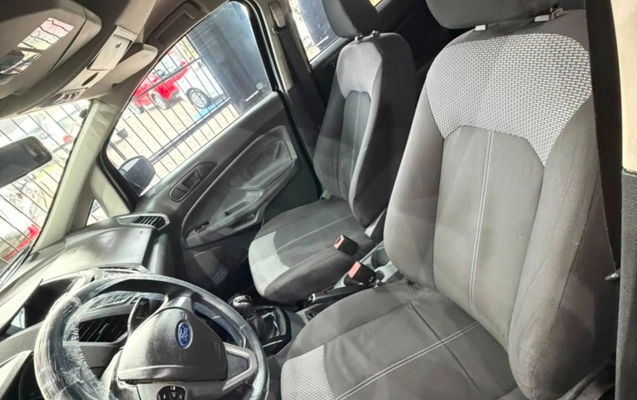 imagem-https://www.socarrao.com.br/sc-vehicle-images-prod/3132327/1786396803408-V2hhdHNBcHAgSW1hZ2UgMjAyNi0wOC0xMCBhdCAxNy40OC41MSAoMikuanBlZw.jpeg
