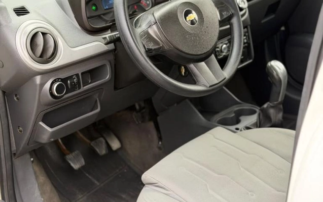 imagem-https://www.socarrao.com.br/sc-vehicle-images-prod/3133067/1786398673892-69436a7a475d17792.jpeg