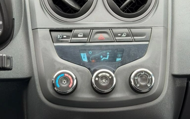 imagem-https://www.socarrao.com.br/sc-vehicle-images-prod/3133067/1786398673899-69436a7a475f8aa8e.jpeg