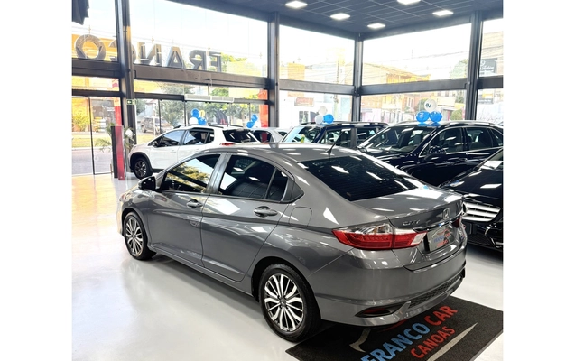 imagem-https://www.socarrao.com.br/sc-vehicle-images-prod/3133451/1786399700234-1_100430.jpg