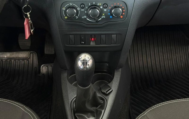 imagem-https://www.socarrao.com.br/sc-vehicle-images-prod/3133495/1787232011377-8266467_7_B_fe4e500cce.jpeg