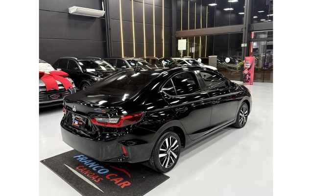 imagem-https://www.socarrao.com.br/sc-vehicle-images-prod/3133555/1786400123948-1_113900.jpg