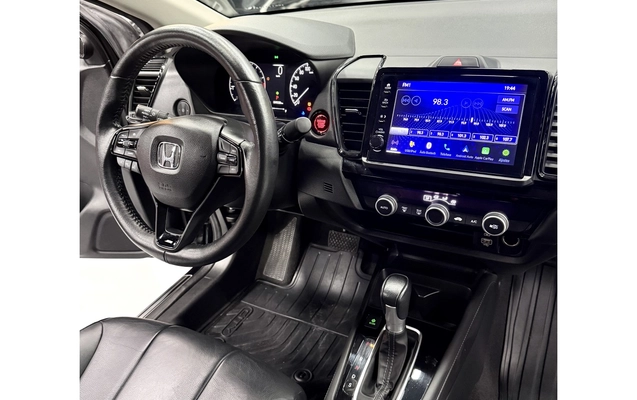 imagem-https://www.socarrao.com.br/sc-vehicle-images-prod/3133555/1786400123953-1_113905.jpg
