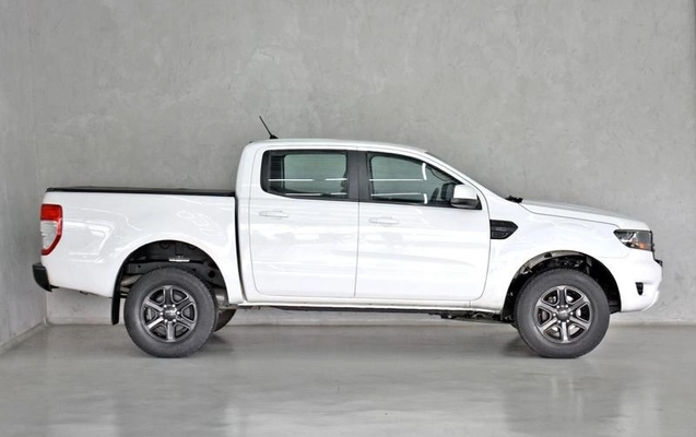imagem-https://www.socarrao.com.br/sc-vehicle-images-prod/3133906/1786400974089-8277961_1_B_a745b0eb4a.jpeg