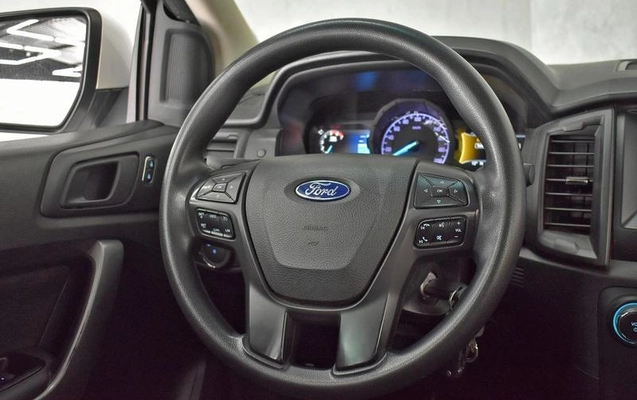 imagem-https://www.socarrao.com.br/sc-vehicle-images-prod/3133906/1786400974098-8277961_9_B_4104616bc1.jpeg