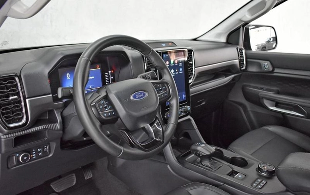 imagem-https://www.socarrao.com.br/sc-vehicle-images-prod/3133915/1789226993611-8312587_9_B_e58fa96ac1.jpeg