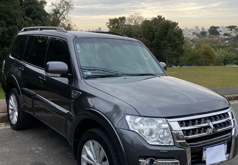 Mitsubishi Pajero 2016 Cinza — foto 1 de 3