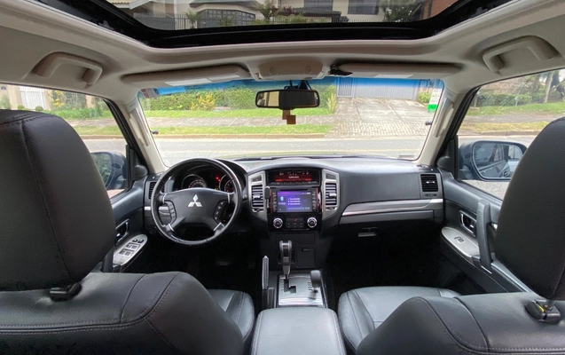 imagem-https://www.socarrao.com.br/sc-vehicle-images-prod/3135430/1786406974115-SU1HXzA0ODMuanBlZw.jpeg