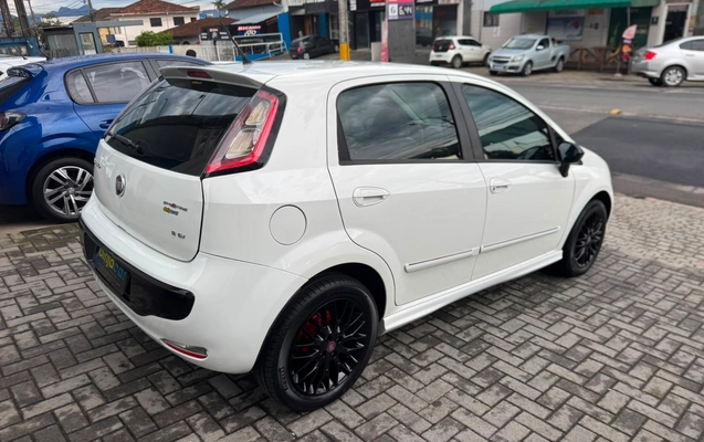 imagem-https://www.socarrao.com.br/sc-vehicle-images-prod/3135796/1786407499711-91f4acbd-d73d-4518-a9a1-62e827e7bda8.jpeg