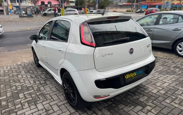 imagem-https://www.socarrao.com.br/sc-vehicle-images-prod/3135796/1786407499713-75be064d-925a-4179-a64f-b53a23a17e3d.jpeg