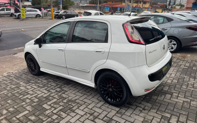 imagem-https://www.socarrao.com.br/sc-vehicle-images-prod/3135796/1786407499714-6056daff-0f9e-44de-b4bf-d97bedd0fd87.jpeg
