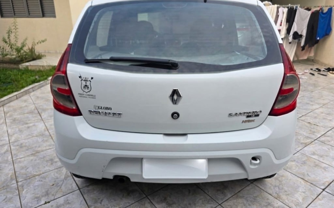 imagem-https://www.socarrao.com.br/sc-vehicle-images-prod/3136469/1786409663854-SU1HLTIwMjYwODA4LVdBMDAxMi5qcGc.jpg