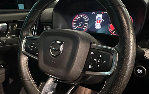imagem-https://www.socarrao.com.br/sc-vehicle-images-prod/3146927/1786449583374-003_572bde8c14fb8ff5fb9bcd8c80b6c476.jpeg