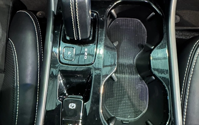 imagem-https://www.socarrao.com.br/sc-vehicle-images-prod/3146927/1786449583385-003_96d44e7991c6da5b5e7ba6a0579f0523.jpeg