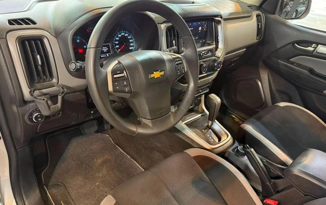 imagem-https://www.socarrao.com.br/sc-vehicle-images-prod/3146941/1788283671014-8365995_10_B_1d302950a7.jpeg
