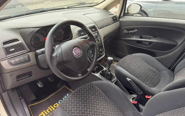 imagem-https://www.socarrao.com.br/sc-vehicle-images-prod/3146951/1786450271114-d1147e9c-d3dd-49ea-850e-c8e41319b5dd.jpeg