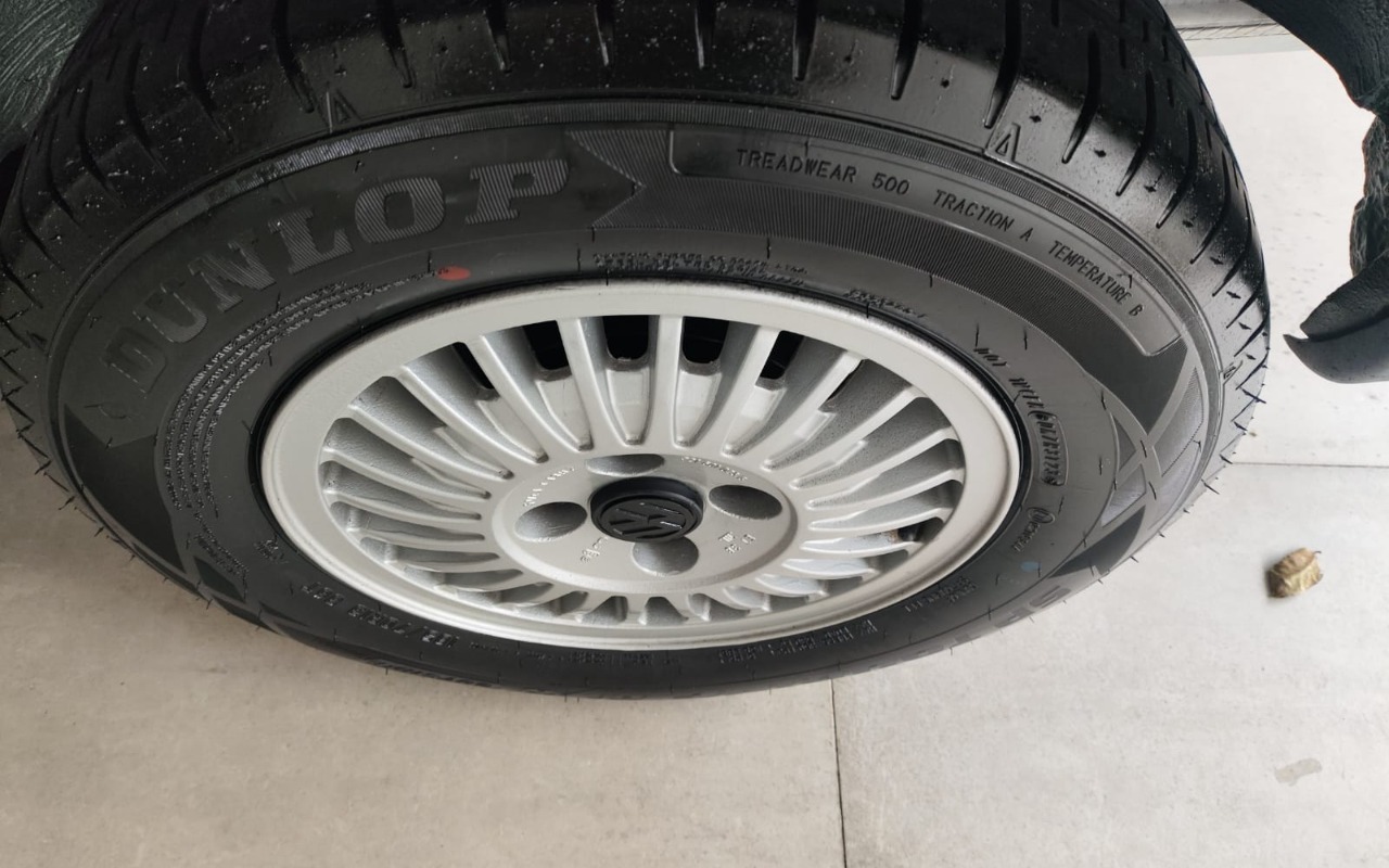 imagem-https://www.socarrao.com.br/sc-vehicle-images-prod/3146952/1786450304355-ZTEzZWJiZjktOTNkNC00YWQyLWEwNDMtYjQ2ZWNmYWM2ODhhLmpwZw.jpg