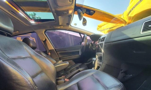 imagem-https://www.socarrao.com.br/sc-vehicle-images-prod/3146985/1786451059249-6172798_14_B_21bae1883b.jpeg
