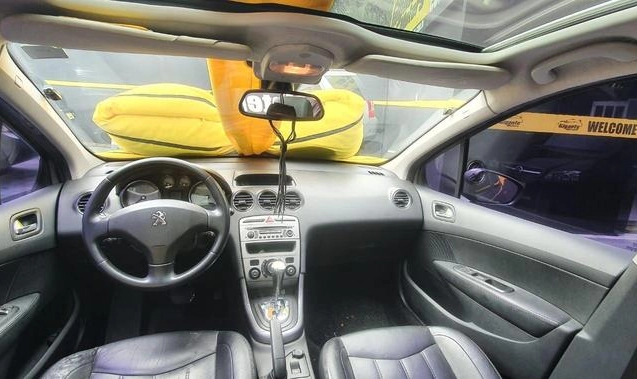 imagem-https://www.socarrao.com.br/sc-vehicle-images-prod/3146989/1787916061478-6829571_14_B_cb5dbf639e.jpeg