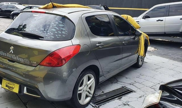 imagem-https://www.socarrao.com.br/sc-vehicle-images-prod/3146989/1787916061493-6829571_8_B_ac4cfe3e6e.jpeg